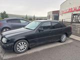 Mercedes-Benz C 280 1994 годаүшін1 200 000 тг. в Алматы – фото 2