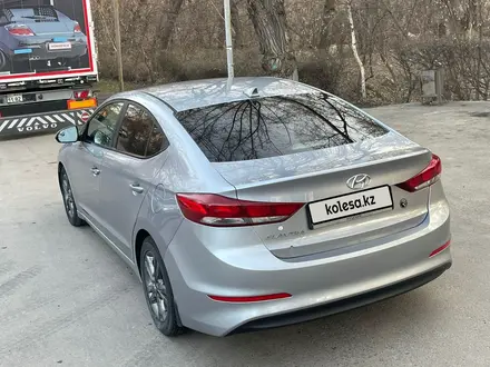 Hyundai Elantra 2016 года за 6 000 000 тг. в Алматы – фото 5