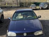 Volkswagen Golf 1994 годаүшін1 000 000 тг. в Караганда