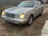 Mercedes-Benz E 230 1996 года за 1 600 000 тг. в Астана