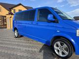 Volkswagen Caravelle 2005 года за 7 600 000 тг. в Караганда – фото 4