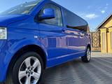 Volkswagen Caravelle 2005 года за 7 600 000 тг. в Караганда – фото 5