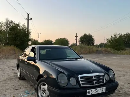 Бампер мерседес 210 ешка лупарик тюнинг за 32 000 тг. в Алматы – фото 4
