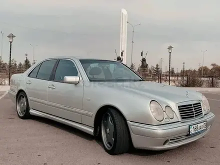Бампер мерседес 210 ешка лупарик тюнинг за 32 000 тг. в Алматы – фото 12