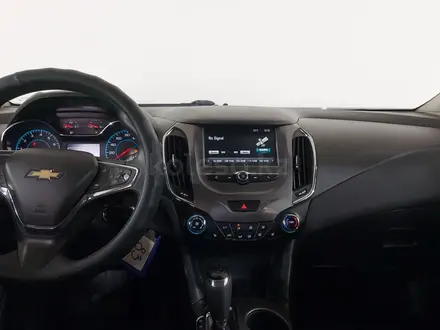 Chevrolet Cruze 2018 года за 3 990 000 тг. в Шымкент – фото 23