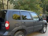 Chevrolet Niva 2009 года за 2 300 000 тг. в Шымкент – фото 5