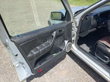 Volkswagen Golf 1994 года за 800 000 тг. в Алматы – фото 5