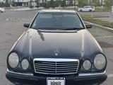 Mercedes-Benz E 280 1998 года за 3 000 000 тг. в Астана – фото 2