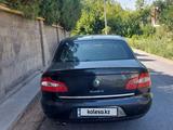 Skoda Superb 2012 года за 4 000 000 тг. в Шымкент – фото 2