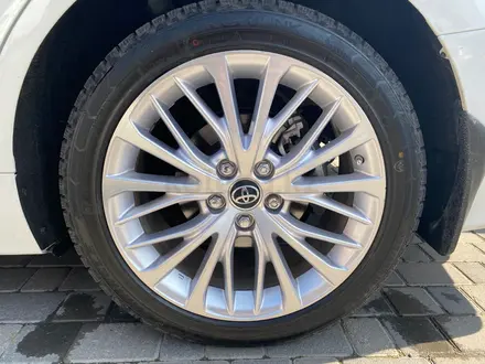 Toyota Camry 2018 года за 12 000 000 тг. в Шымкент – фото 9