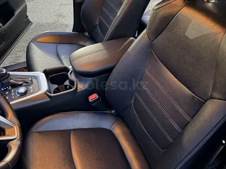 Toyota RAV4 2021 года за 14 900 000 тг. в Усть-Каменогорск – фото 18