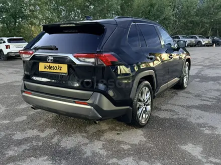 Toyota RAV4 2021 года за 14 900 000 тг. в Усть-Каменогорск – фото 6