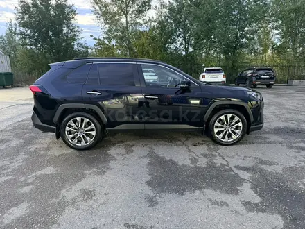 Toyota RAV4 2021 года за 14 900 000 тг. в Усть-Каменогорск – фото 7