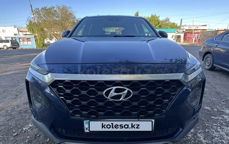 Hyundai Santa Fe 2018 года за 11 390 000 тг. в Астана