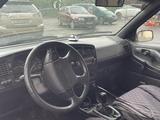 Volkswagen Passat 1995 годаүшін1 350 000 тг. в Караганда – фото 5