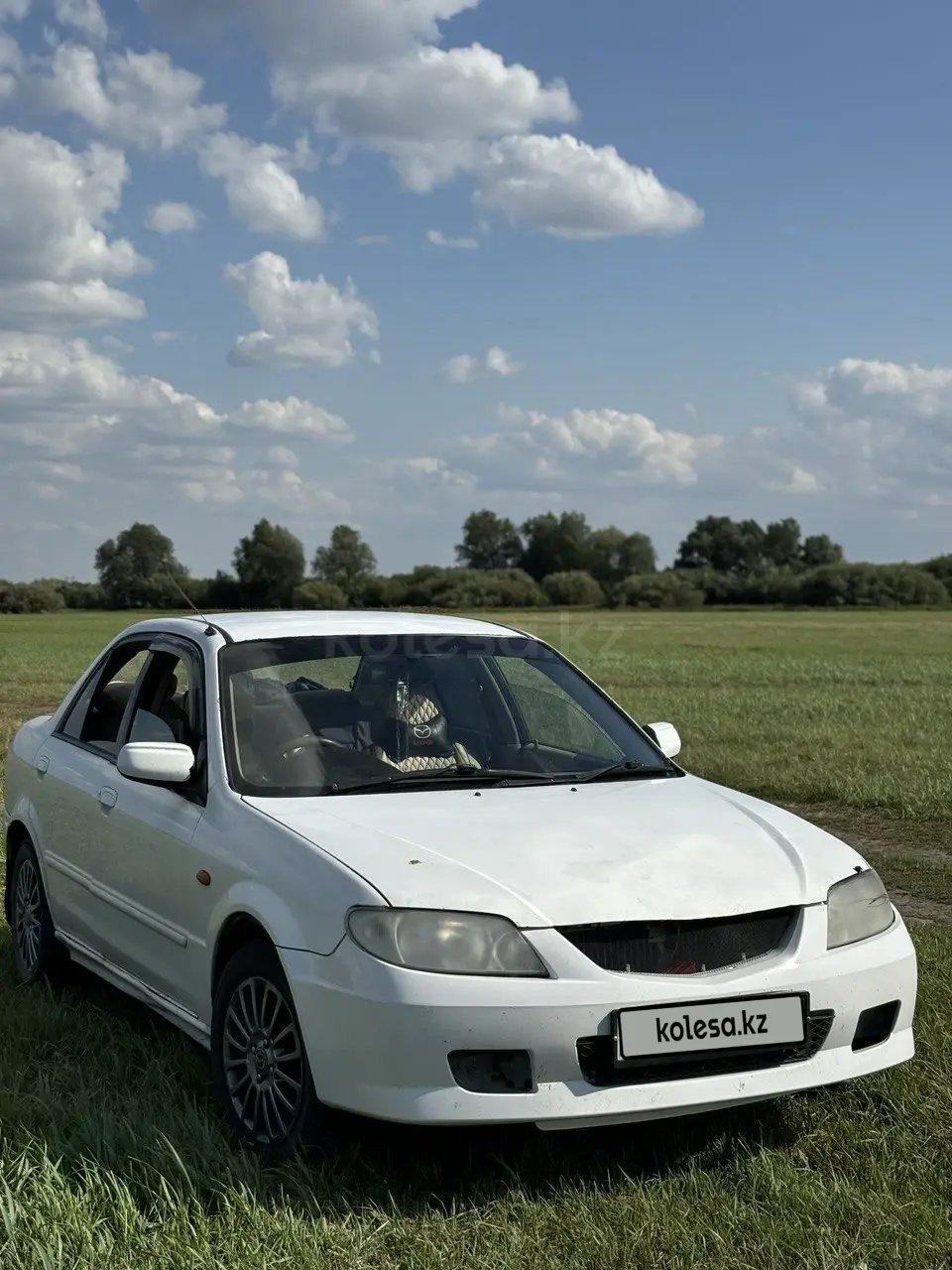 Mazda Familia, 2000