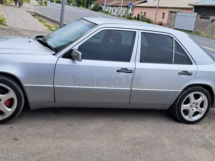 Mercedes-Benz E 280 1994 годаүшін3 800 000 тг. в Шымкент
