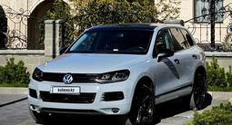 Volkswagen Touareg 2012 года за 12 150 000 тг. в Астана