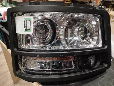Фара SHACMAN F3000 LED за 150 000 тг. в Алматы