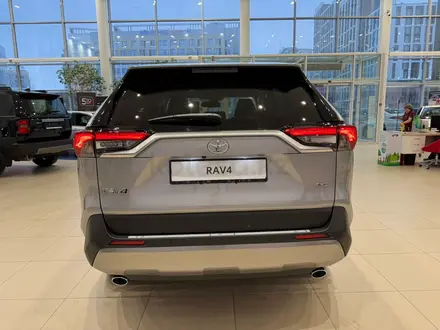 Toyota RAV4 Luxe 2025 года за 22 490 000 тг. в Астана – фото 5
