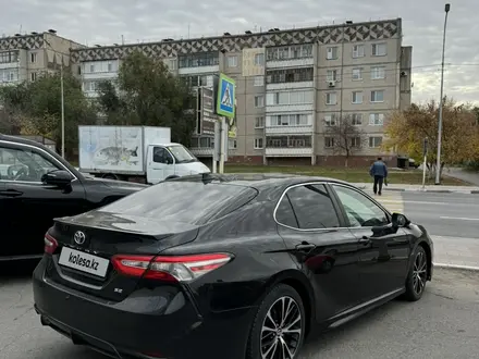 Toyota Camry 2019 года за 11 000 000 тг. в Алматы – фото 4