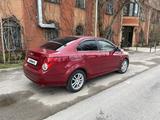 Chevrolet Aveo 2013 года за 3 900 000 тг. в Шымкент – фото 2