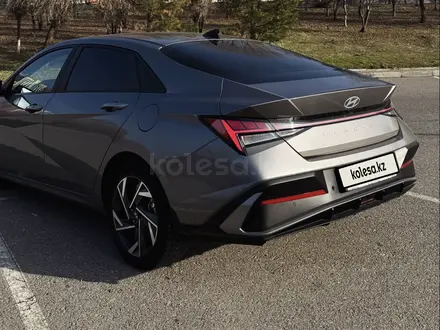Hyundai Elantra 2025 года за 9 800 000 тг. в Шымкент – фото 4