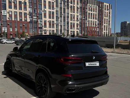 BMW X5 2021 года за 41 000 000 тг. в Караганда – фото 3