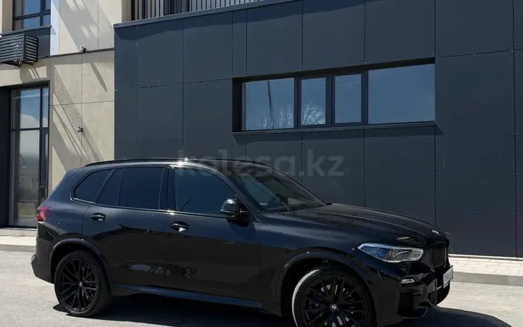 BMW X5 2021 года за 41 000 000 тг. в Караганда
