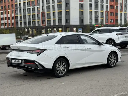 Hyundai Elantra 2024 года за 7 290 000 тг. в Астана – фото 4