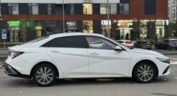 Hyundai Elantra 2024 годаүшін7 290 000 тг. в Астана – фото 3