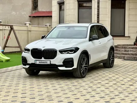 BMW X5 2019 года за 33 000 000 тг. в Алматы – фото 6