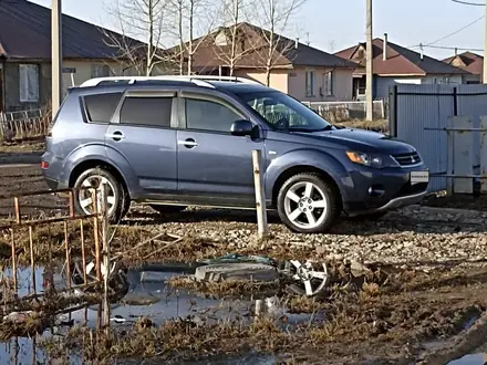 Mitsubishi Outlander 2009 года за 7 500 000 тг. в Усть-Каменогорск – фото 2