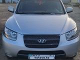 Hyundai Santa Fe 2006 годаүшін4 500 000 тг. в Актобе – фото 3