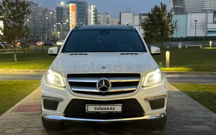 Mercedes-Benz GL 500 2015 годаүшін23 500 000 тг. в Алматы