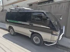 Mitsubishi Delica, 1993