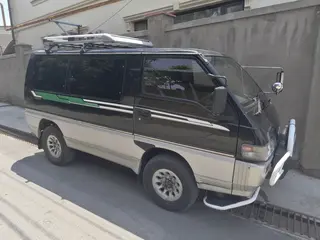 Mitsubishi Delica