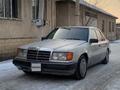 Mercedes-Benz E 200 1986 годаfor800 000 тг. в Шымкент