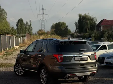 Ford Explorer 2017 года за 12 000 000 тг. в Алматы – фото 6