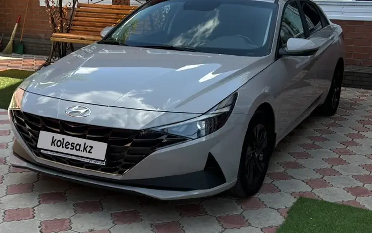 Hyundai Elantra 2021 года за 8 700 000 тг. в Караганда