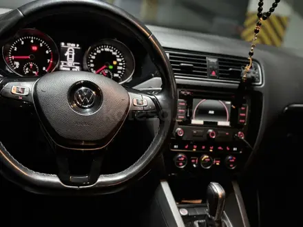 Volkswagen Jetta 2015 года за 7 700 000 тг. в Алматы – фото 28