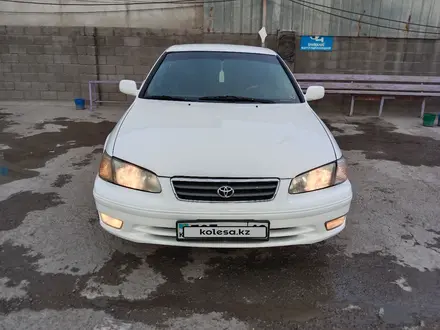 Toyota Camry 2000 года за 3 500 000 тг. в Жаркент