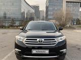 Toyota Highlander 2013 года за 15 000 000 тг. в Алматы – фото 2