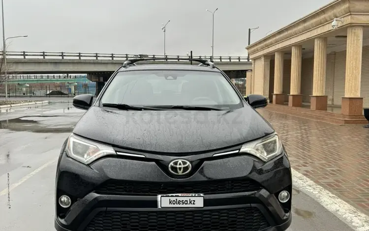 Toyota RAV4 2017 годаүшін8 500 000 тг. в Атырау
