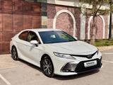 Toyota Camry 2023 годаүшін17 600 000 тг. в Шымкент – фото 2