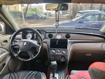 Mitsubishi Outlander 2005 года за 4 100 000 тг. в Алматы – фото 3