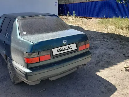 Volkswagen Vento 1996 года за 1 500 000 тг. в Кандыагаш – фото 2