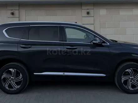 Hyundai Santa Fe 2022 года за 18 000 000 тг. в Актобе – фото 11