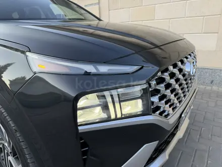Hyundai Santa Fe 2022 года за 18 000 000 тг. в Актобе – фото 23