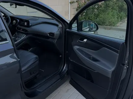 Hyundai Santa Fe 2022 года за 18 000 000 тг. в Актобе – фото 34